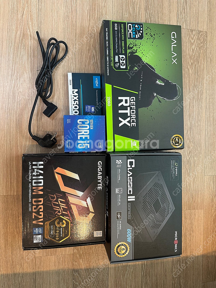 본체 판매합니다 (I5-10400f RTX2060) 부품 박스,파워선 다 같이 드립니다. (개인판매)--6