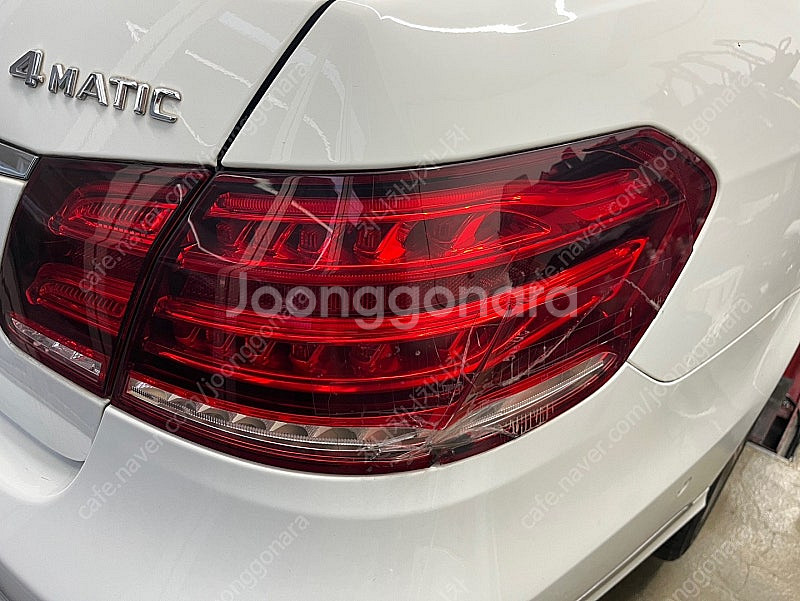 BENZ 벤츠 W212 조수석 테일램프 부품용 & 수리...--0