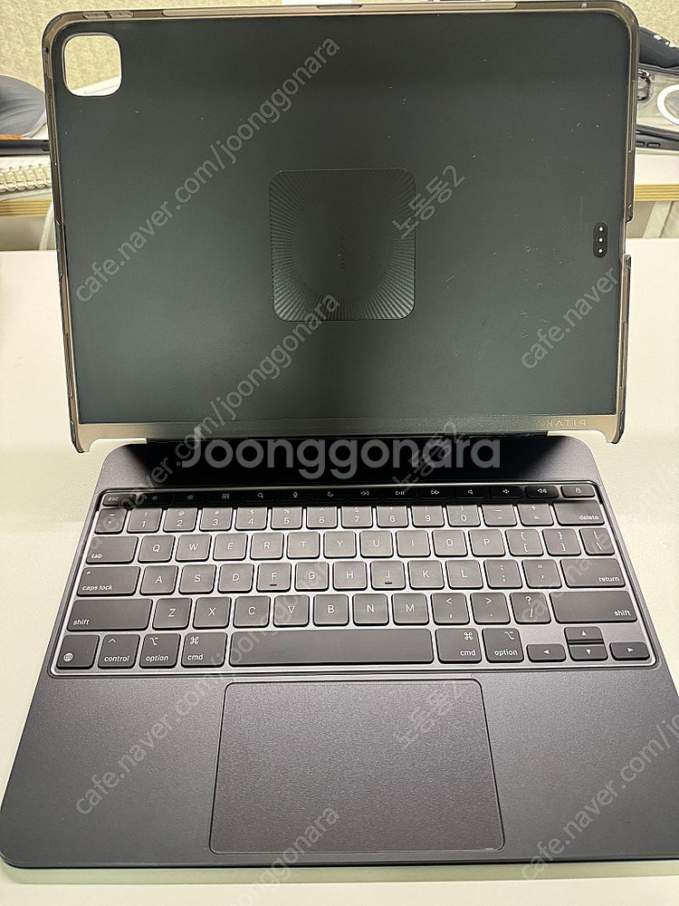 애플 매직키보드 M4 13인치 (블랙, 영문) + 피타...--0