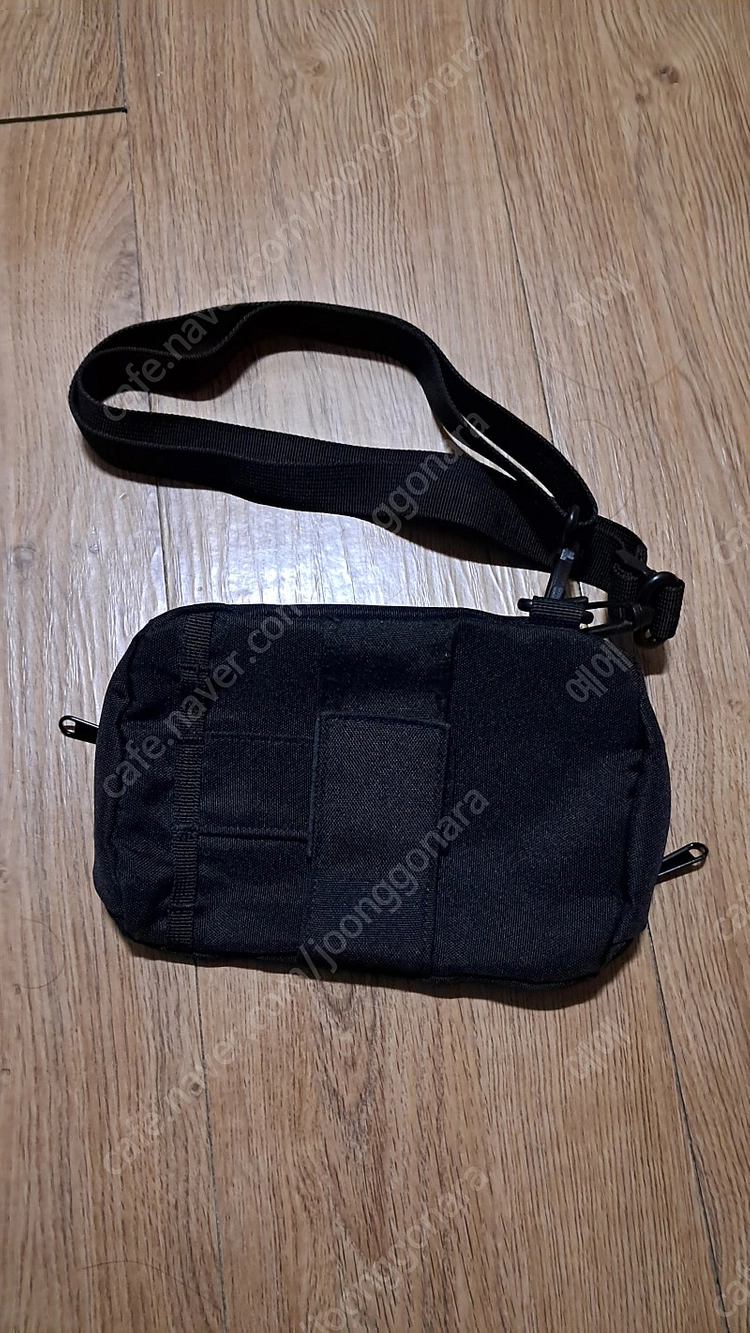 블랙야크 힙색 파우치 2만원 이미지