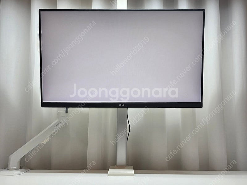 LG 27인치 모니터 (27QN880)--1