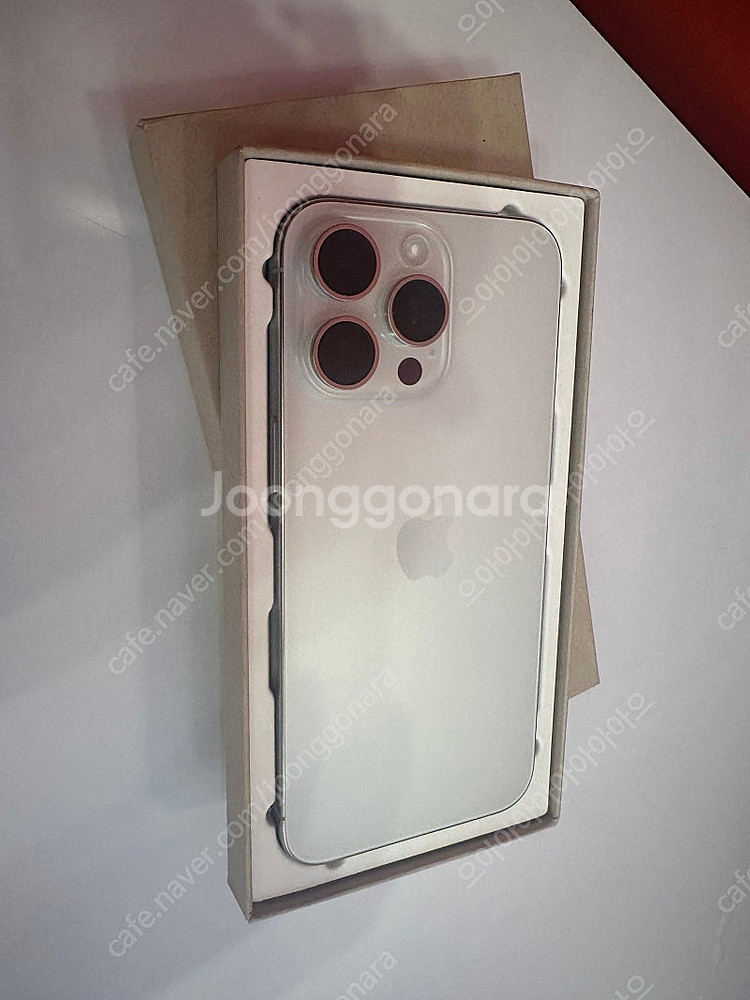 아이폰 15 프로 맥스 256GB 화이트 판매(리퍼 후...--1