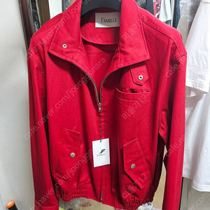 파밀레 헤링턴 자켓 레드 싸게 새상품팝니다