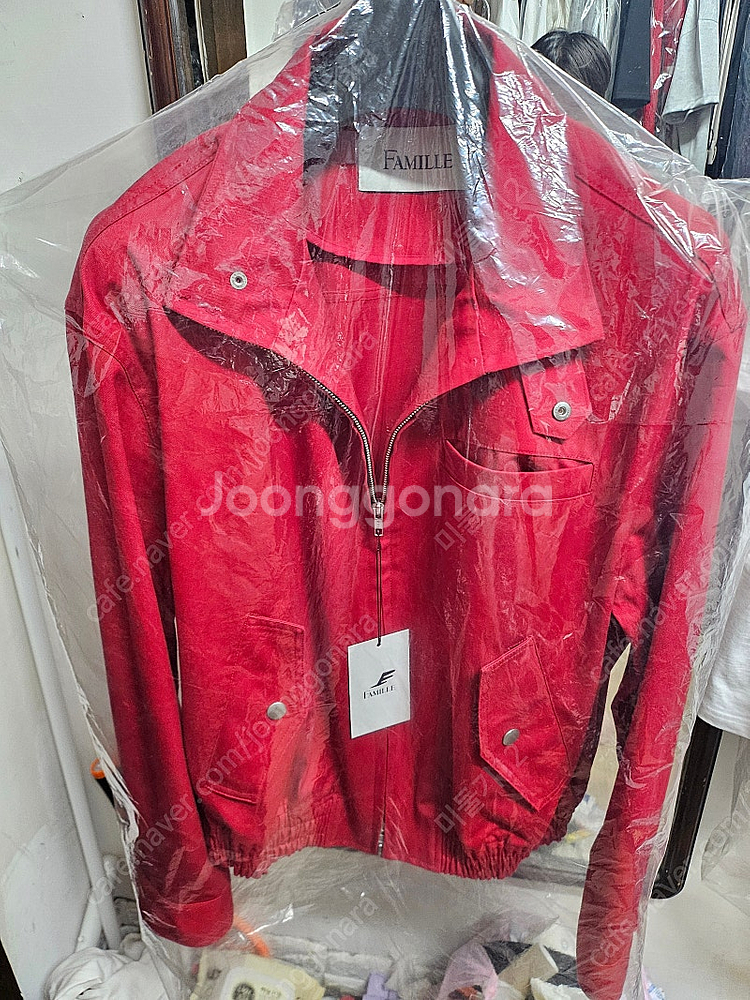 파밀레 헤링턴 자켓 레드 싸게 새상품팝니다--2