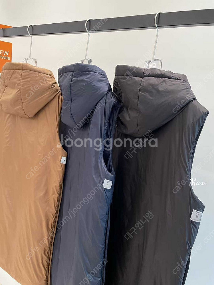 막스마라 패딩조끼--1