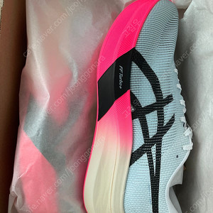 [260] 아식스 메타스피드 파리