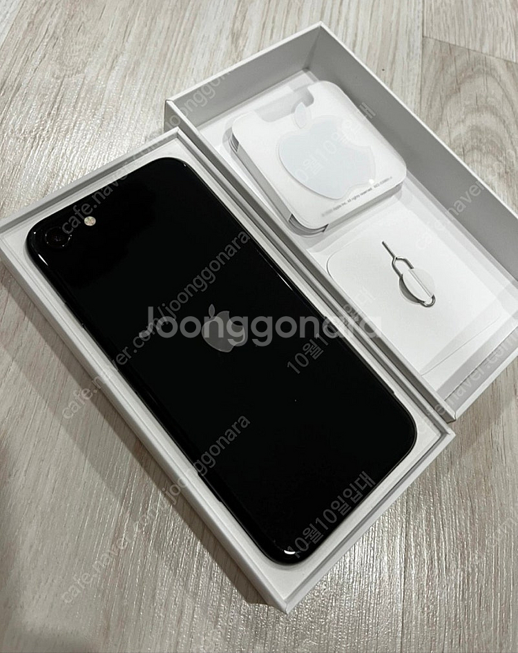 아이폰se2 128GB 블랙--1