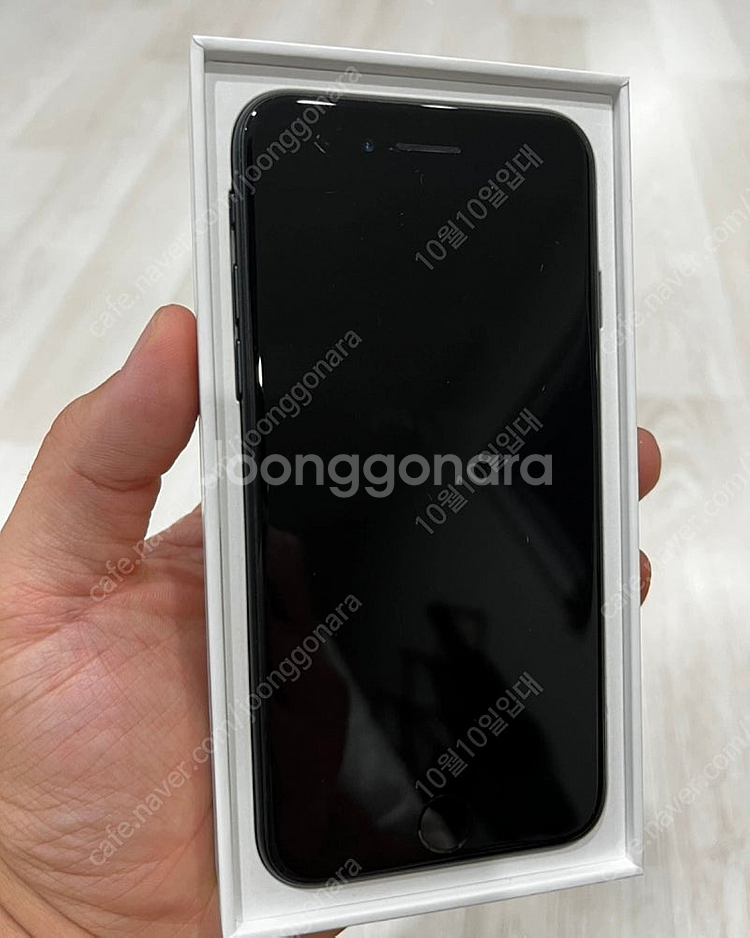 아이폰se2 128GB 블랙--2