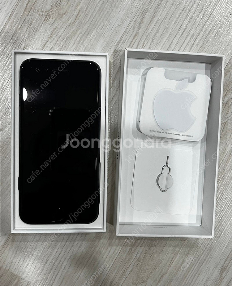 아이폰se2 128GB 블랙--7