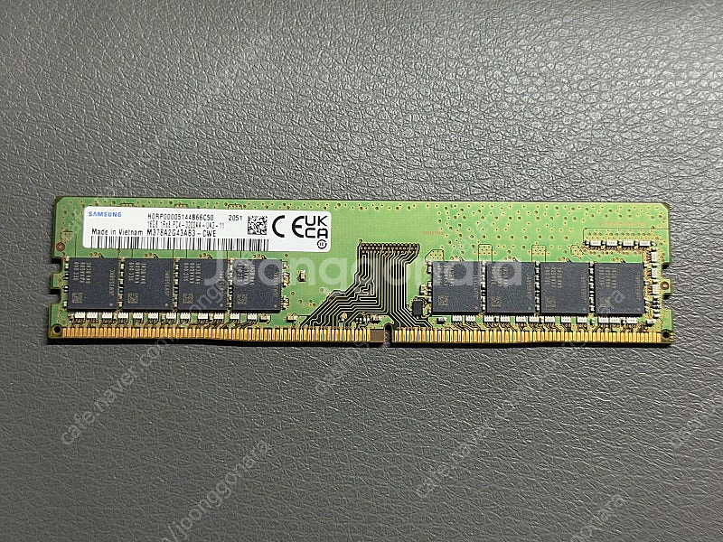 삼성 DDR4 16GB 3200Mhz 메모리 PC4-3...--0