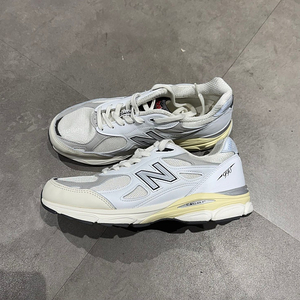 [ New Balance ] 뉴발란스 990v3 씨솔트 285
