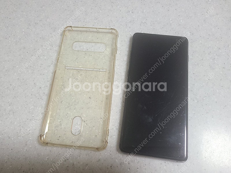 갤럭시 S10+ 128G 블랙 액정 파손--3