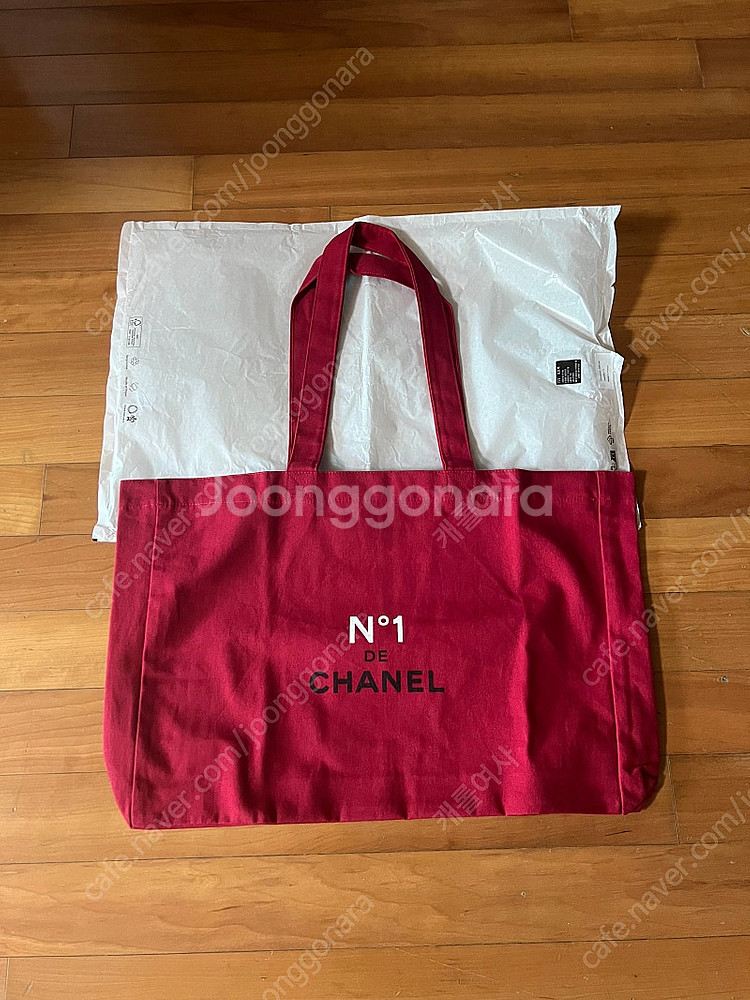 샤넬 까멜리아 에코백--0