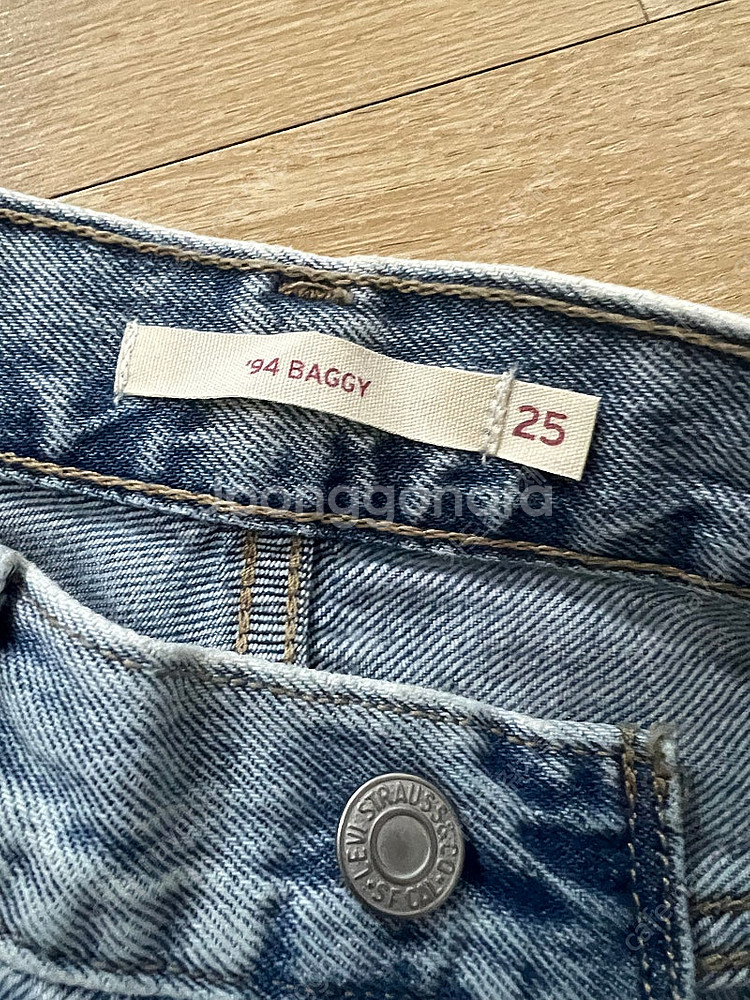 리바이스 94배기 25사이즈--2
