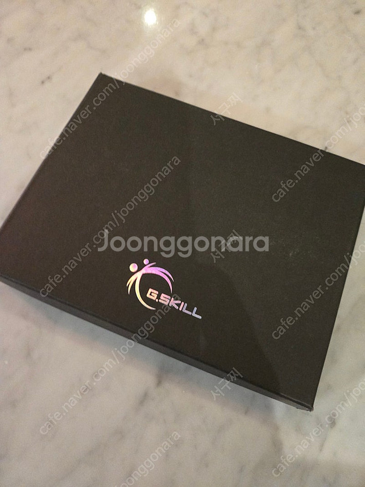 지스킬 트라이던트Z 로얄 ddr4 3200aa16gbx...--2