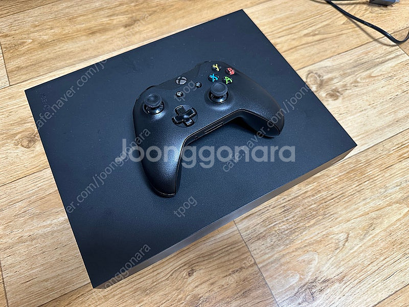 엑박 원 엑스 XBOX ONE X 팝니다.--1