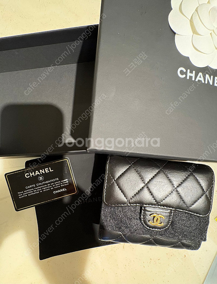 가격내림!샤넬 클래식 램스킨 반지갑 백화점정품--2