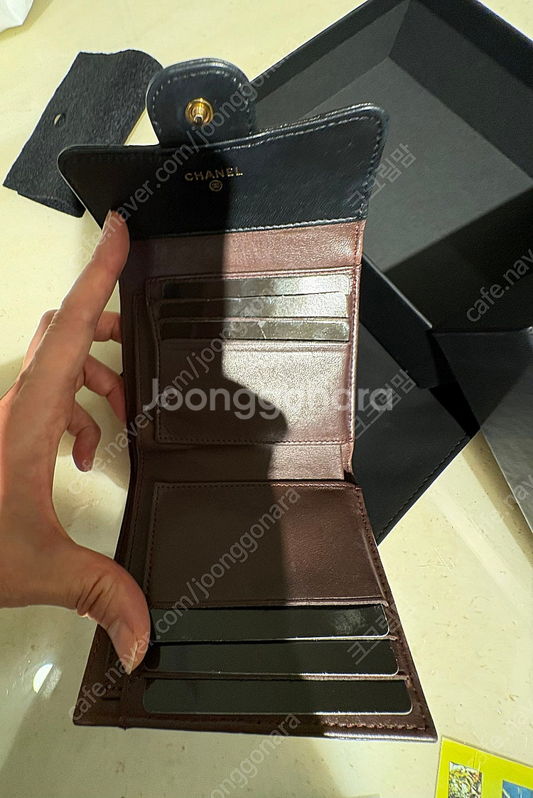 가격내림!샤넬 클래식 램스킨 반지갑 백화점정품--5