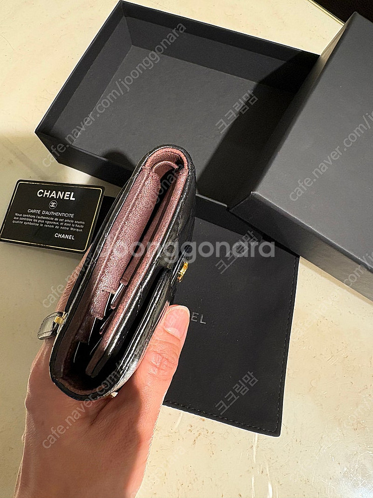 가격내림!샤넬 클래식 램스킨 반지갑 백화점정품--6