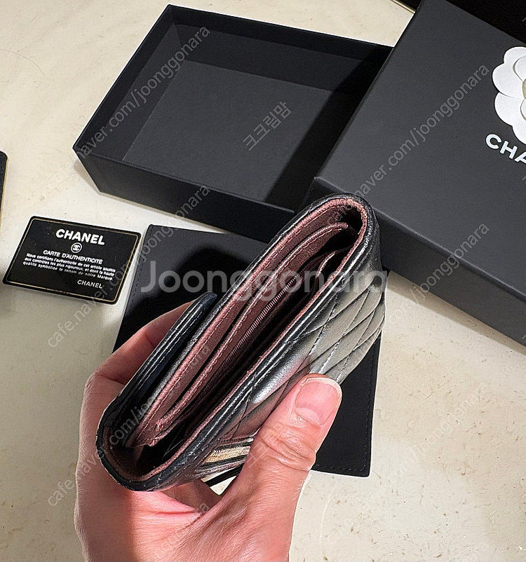 가격내림!샤넬 클래식 램스킨 반지갑 백화점정품--7