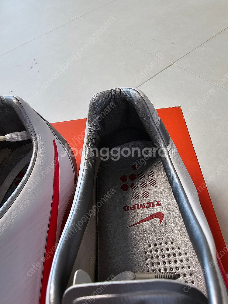 (새상품) 나이키 티엠포 레전드4 엘리트 sg 255mm--2