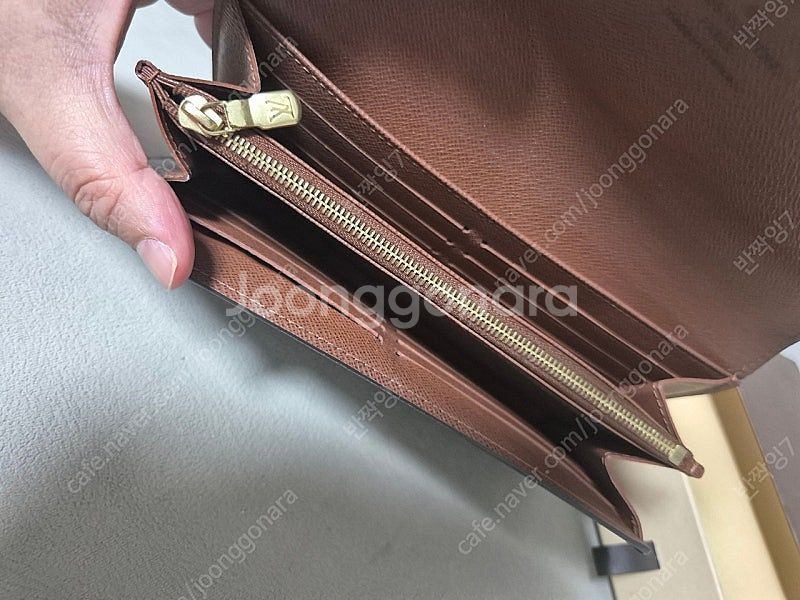 루이비통 장지갑 사라월릿 풀박스 정품--7