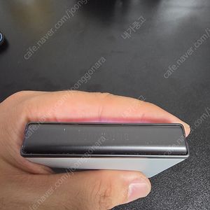 Galaxy Z Flip 5(갤럭시 Z플립5) 자급제 강남컬러(그레이) 512g 팝니다.