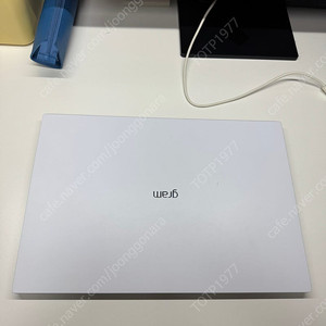 2024 LG 그램 16Z90S 화이트 (125H, 램16G, SSD 256G)