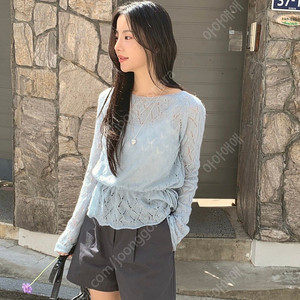 (새상품) 모노데일리 앤더 펀칭 물결 니트