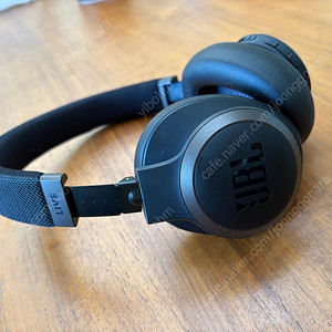 JBL 블루투스 헤드폰 Live660 NC