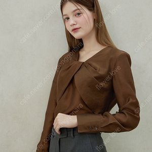 에밀 오간자 블라우스 새제품