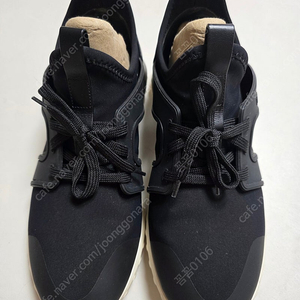 몽클레어 EMILIEN 로우탑 블랙 스니커즈