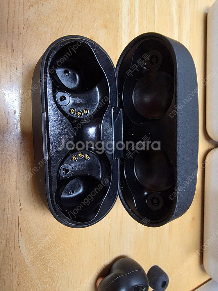 소니 wf-1000xm4 검정 팝니다.--5