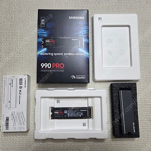 삼성 M.2 SSD 990 PRO - 2TB + 빙하6 일괄 팝니다. ( 국내정품 )