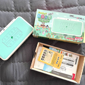 2DS xl 튀동숲 에디션 판매합니다