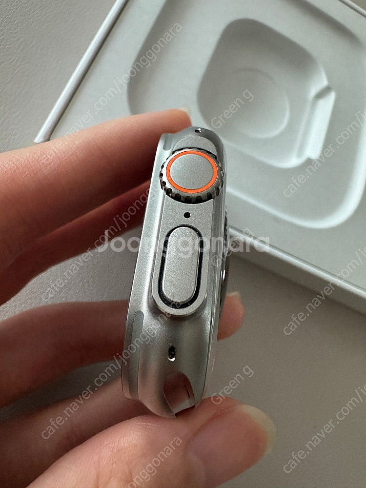 애플워치 울트라2 49mm 내추럴 s급 풀박스--4
