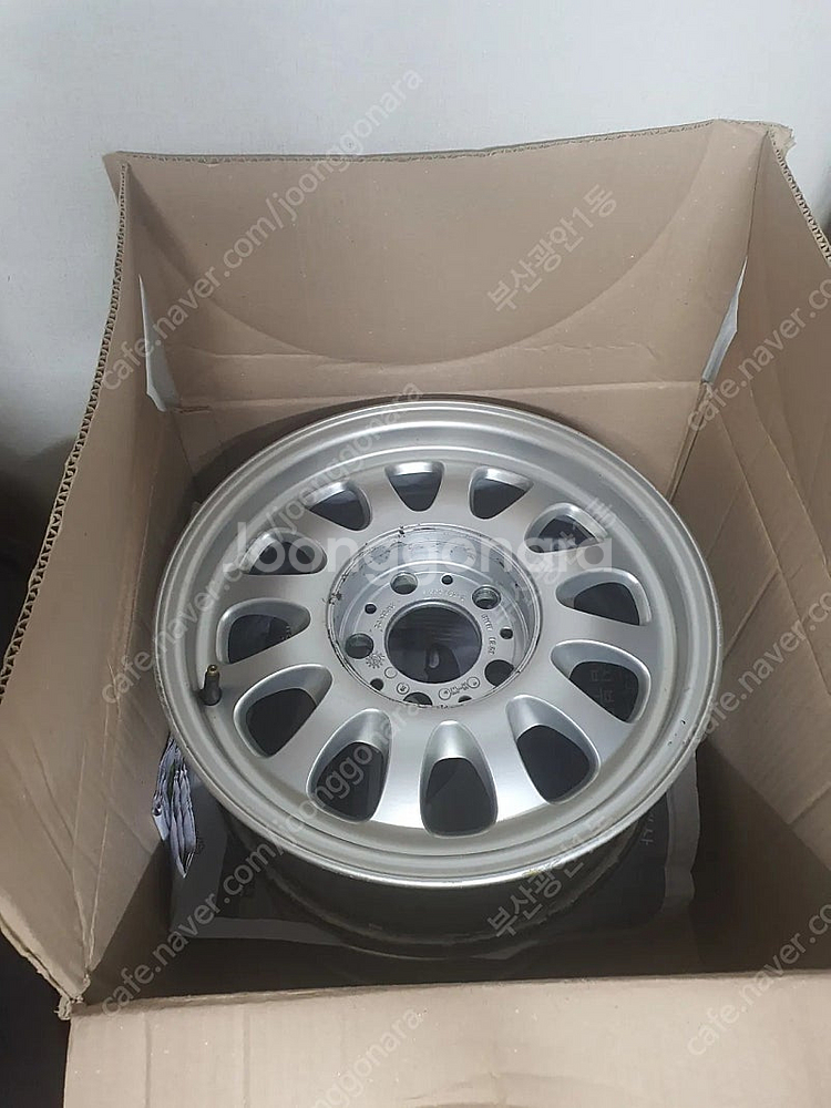 bmw15인치휠 포터용 두짝 한조 세팅--1
