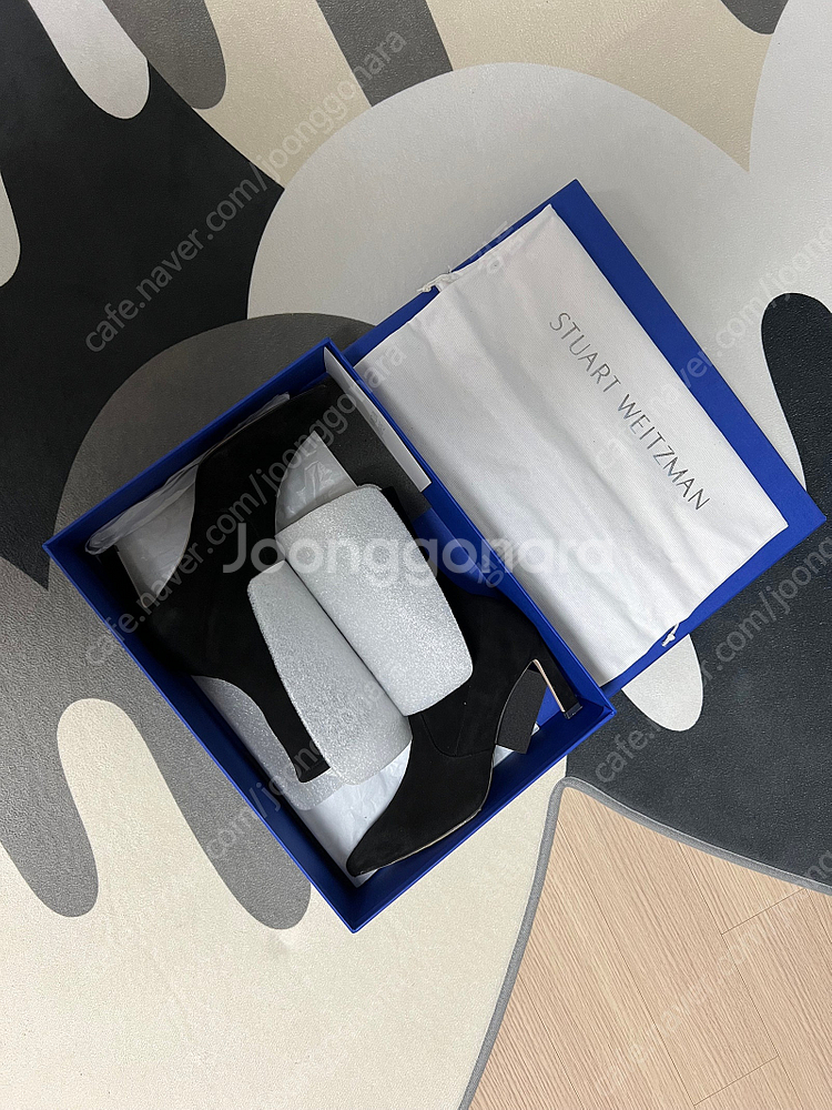 스튜어트와이츠먼 스웨이드 랩처 75 245 판매--8