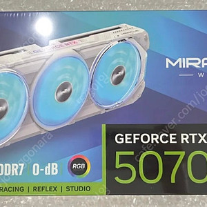 이엠텍 지포스 RTX 5070 미라클 화이트 D7 12GB 미개봉 새제품