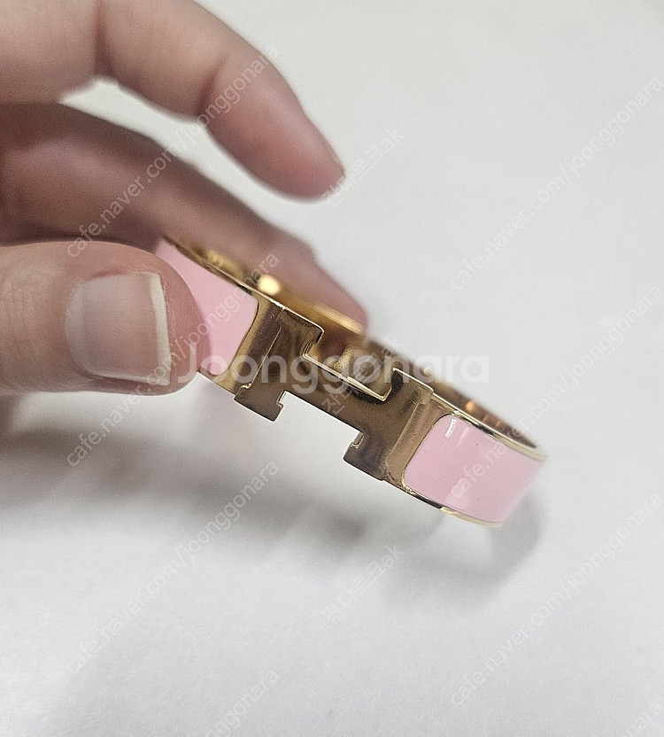 에르 H 뱅글팔찌 핑크색--1