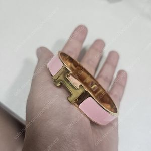 에르 H 뱅글팔찌 핑크색