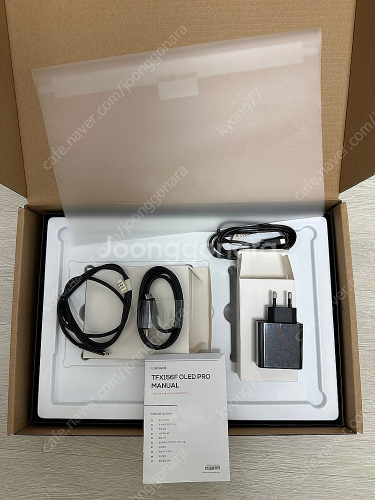 한성컴퓨터 TFX156F OLED PRO 휴대용 모니터--1