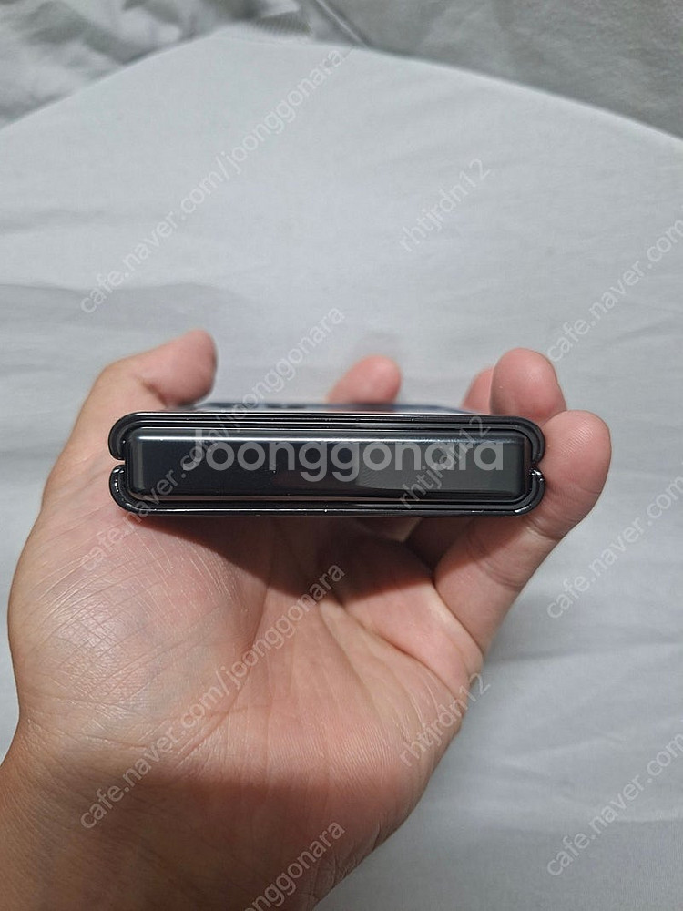 모토로라 레이저 40 울트라 팝니다--1