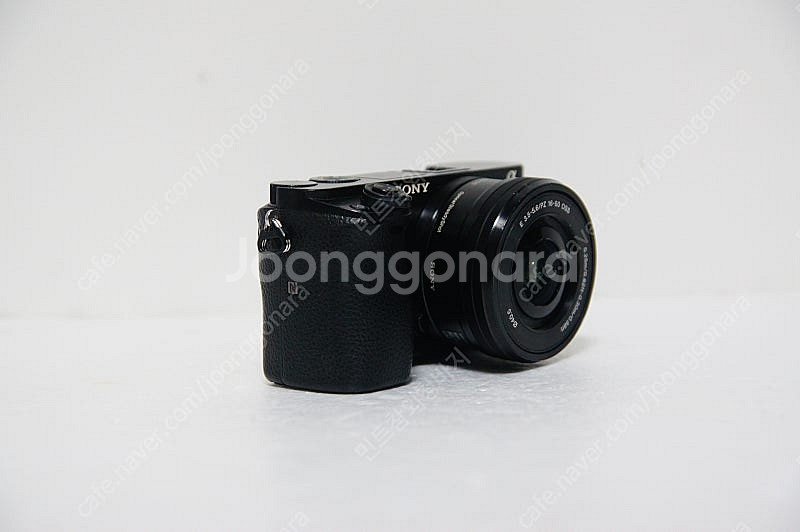 소니 A6000 블랙 미러리스셋 팝니다.---2