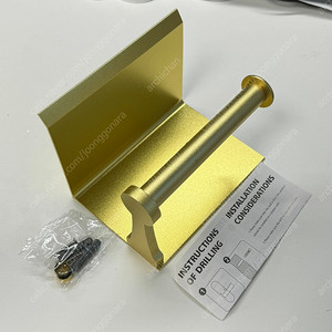 화장실 휴지걸이 화장지걸이 스테인리스 스틸 골드 스텐리스 새제품 팝니다.