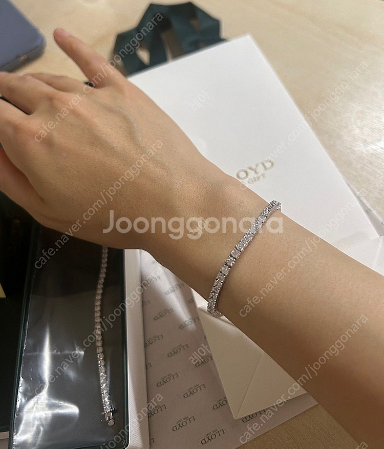 로이드 3mm 테니스 팔찌 S,M 새상품 선물포장 새상...--4