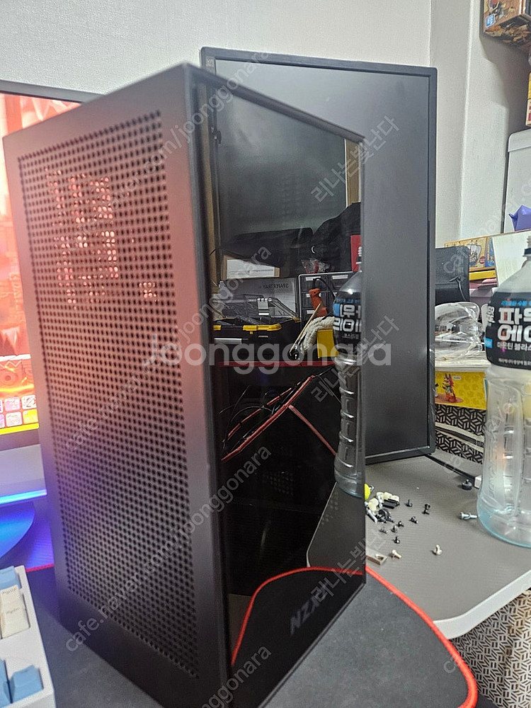 NZXT H1 케이스 팝니다 하자있어서 저렴히팔아요--6