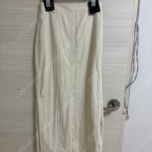 시에 sie 아밀라 슬릿 스커트 바닐라 맥시 s 새상품