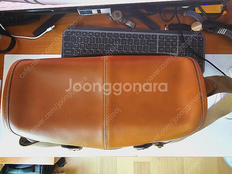 헤링본(Herringbone) 카메라 숄더백 팝니다.--1