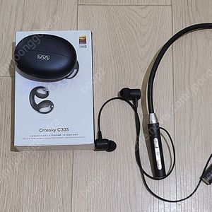 qcy c30s와 넥밴드, 모노 블루투스 이어폰입니다.